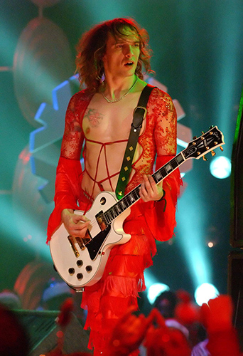 THE DARKNESS-XMAS TOTP