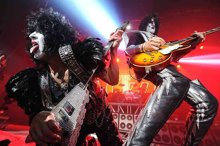 Paul Stanley, Tommy Thayer